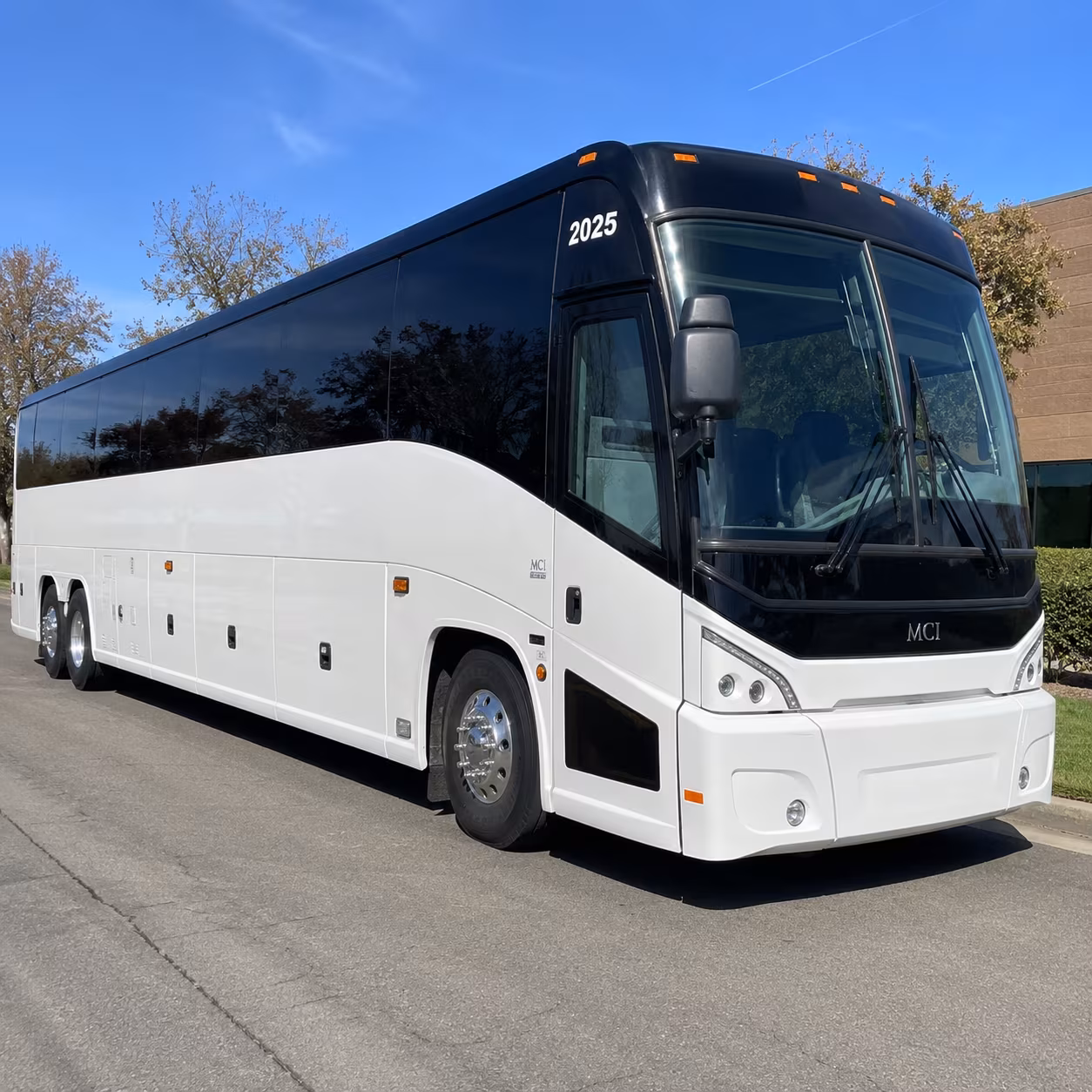 eau gallie arts district live music night bus rentals