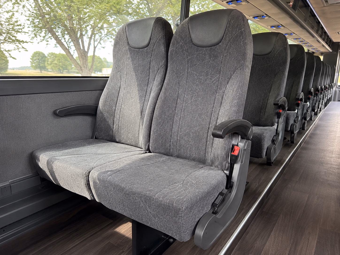 how the type of bus changes the price in melbourne florida